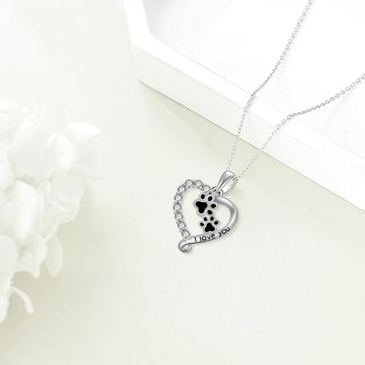 Collier Pendentif en Forme de Cœur avec Patte