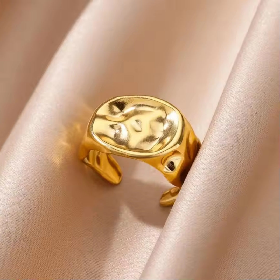 Bague de Sceau Forgée en Or Ajustable
