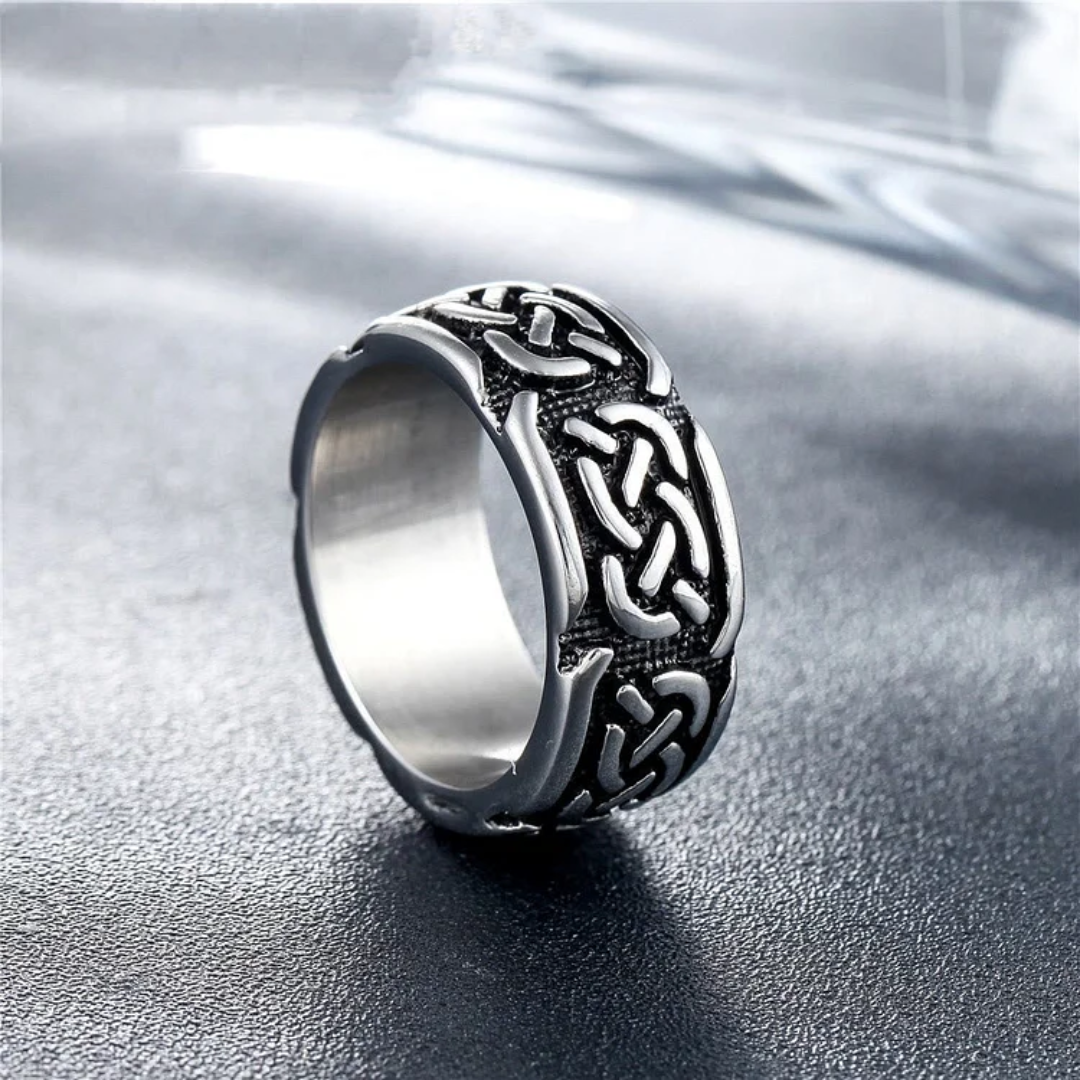 Bague en Argent avec Nœud Celtique