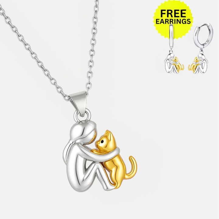 Pendentif Chat en Câlin avec Boucles d'Oreilles Bonus – Offre Limitée