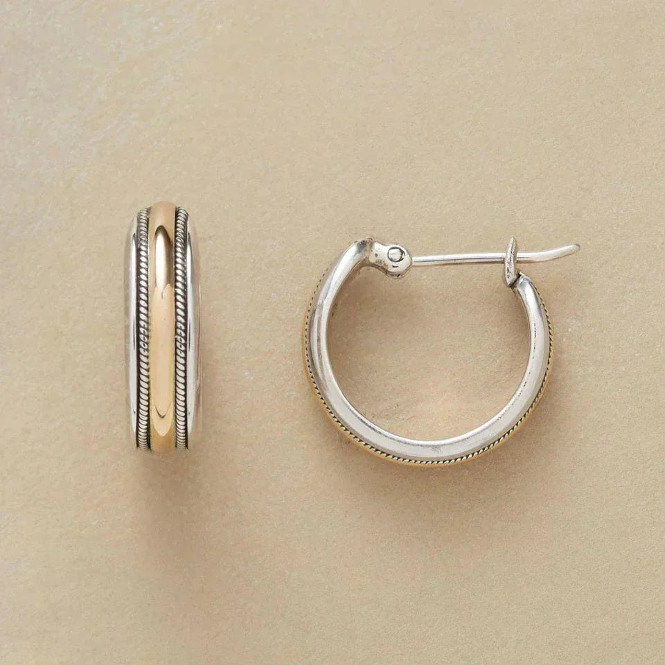Boucles d'oreilles créoles en argent doré vintage