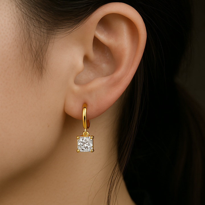 Boucles d'oreilles carrées Aurora | Or 16k