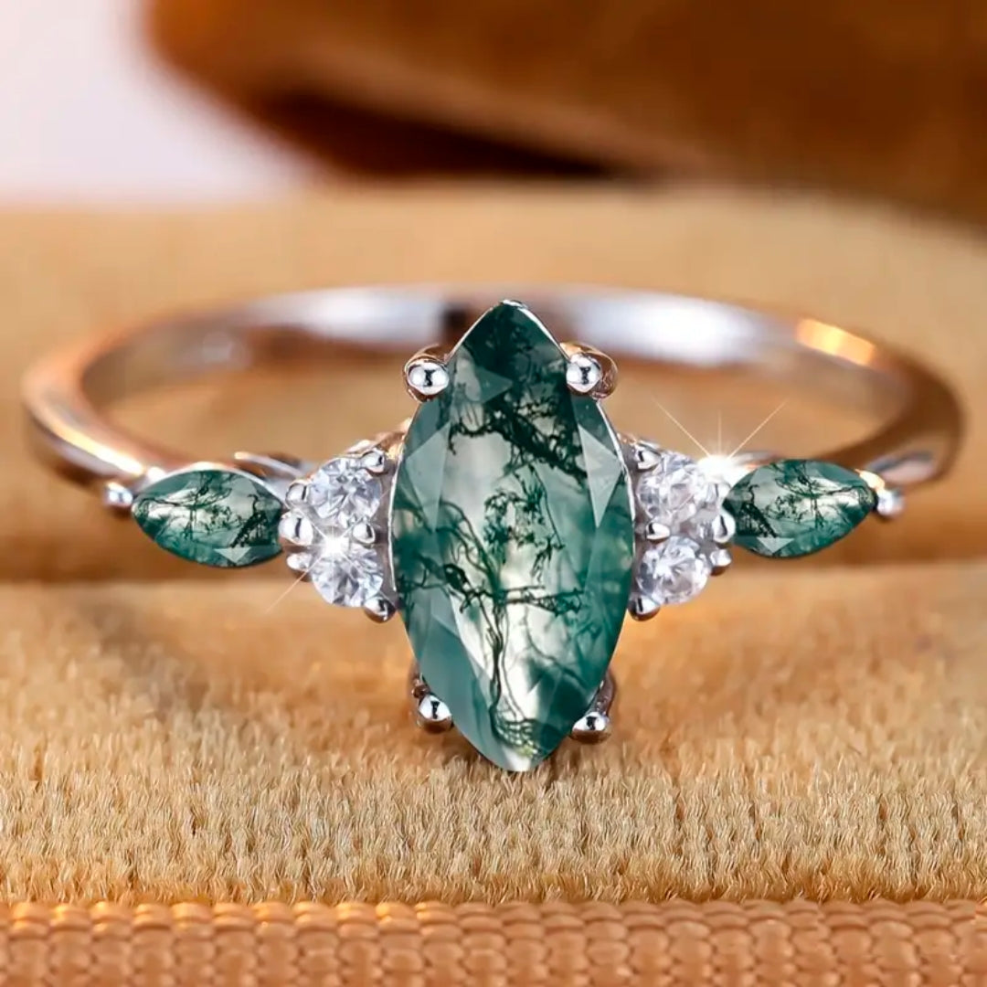 Bague en Argent avec Agate Mousse Ovale