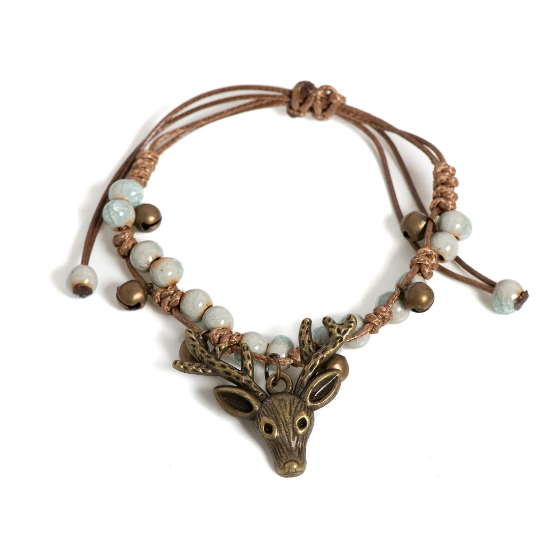Bracelet charme faon en céramique fait main