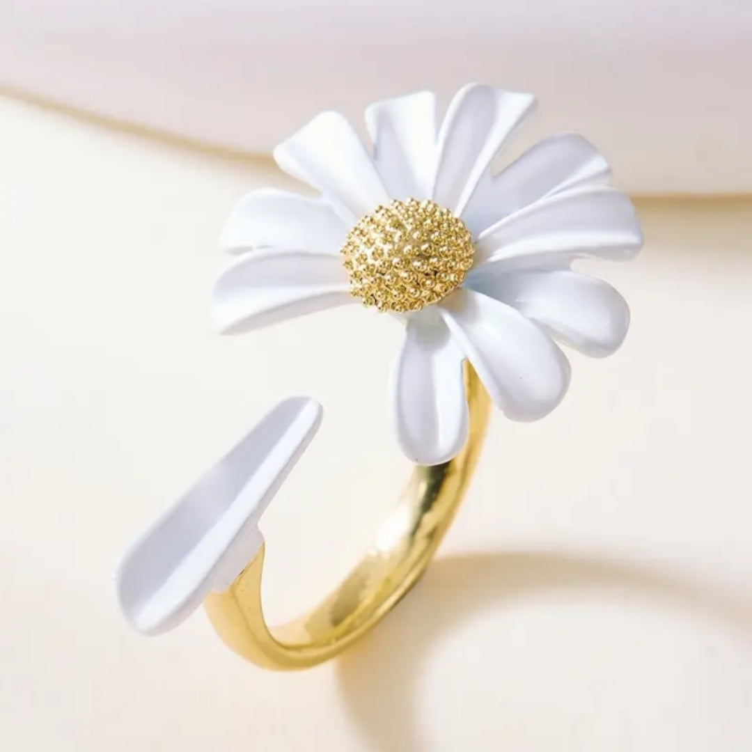 Bague en or à marguerite blanche