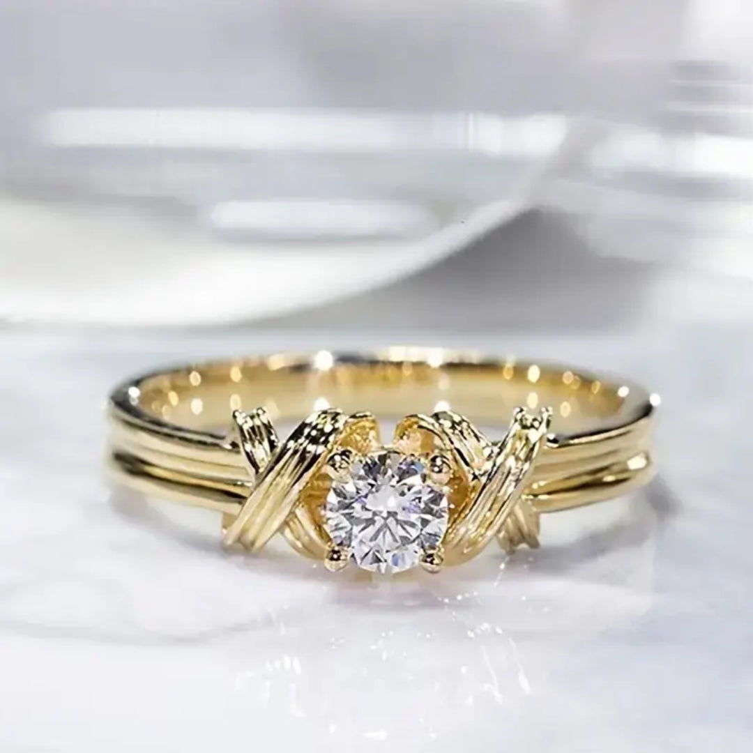 Bague en Zitconia Dorée à Nœuds Superposés