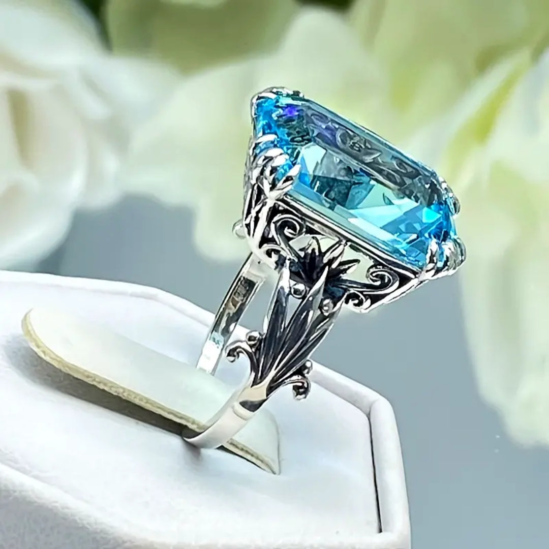 Bague en verre bleu plaquée argent