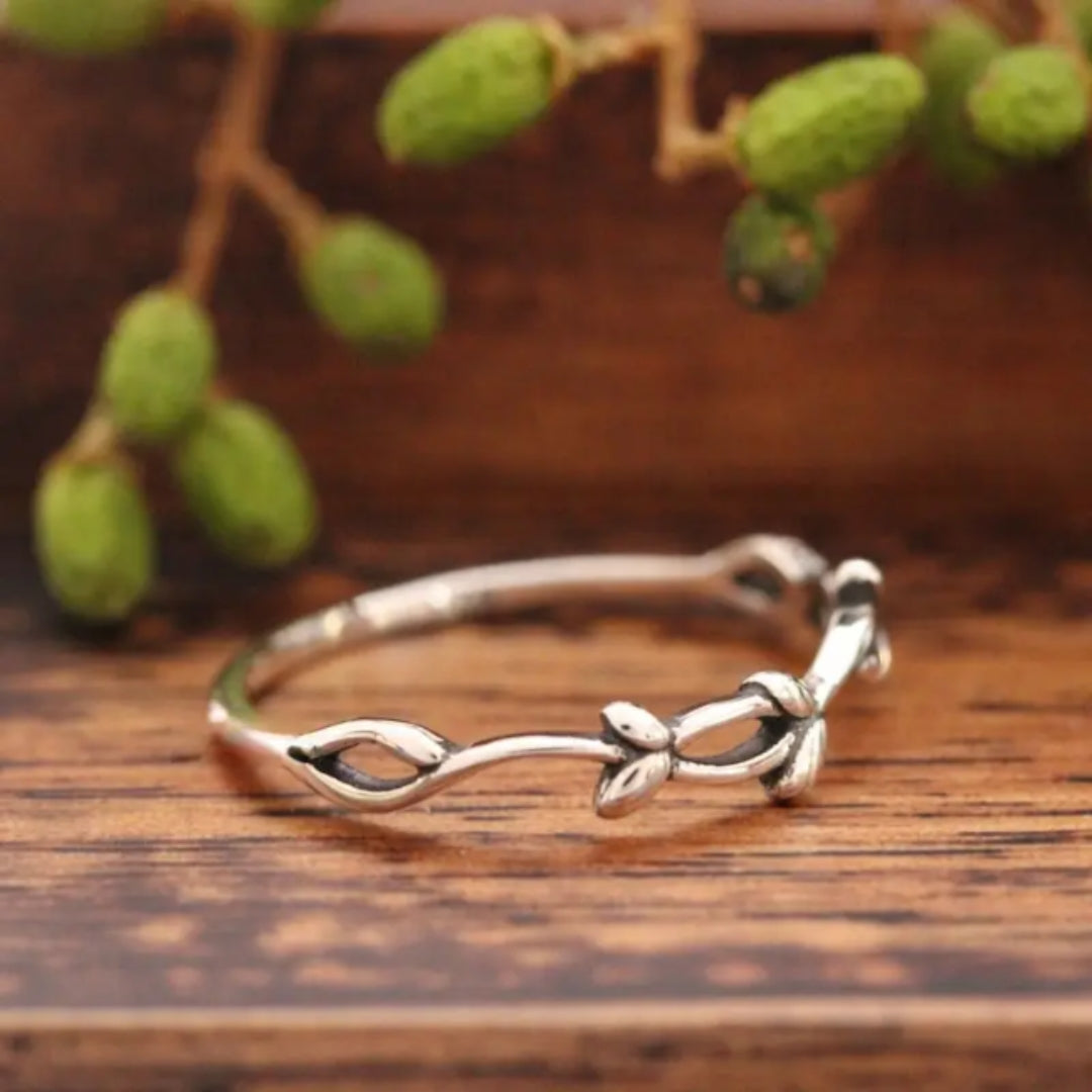 Bague nouée en argent plaqué