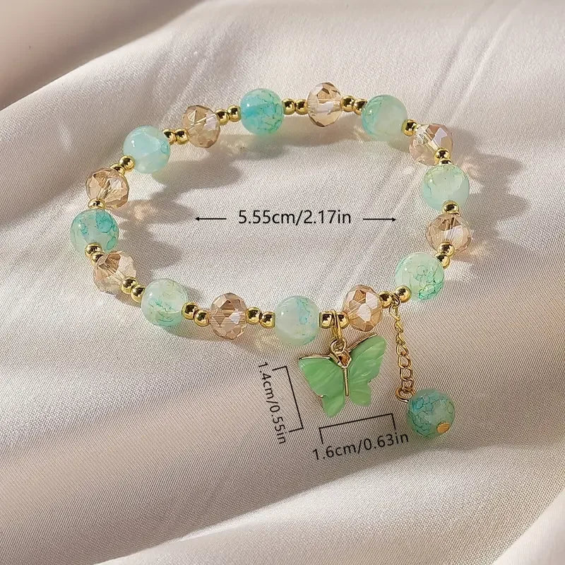 Bracelet extensible en perles avec beau papillon