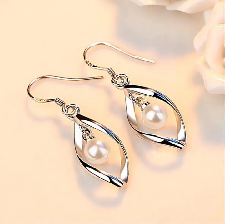 Boucles d'oreilles pendantes en forme de créole en perles