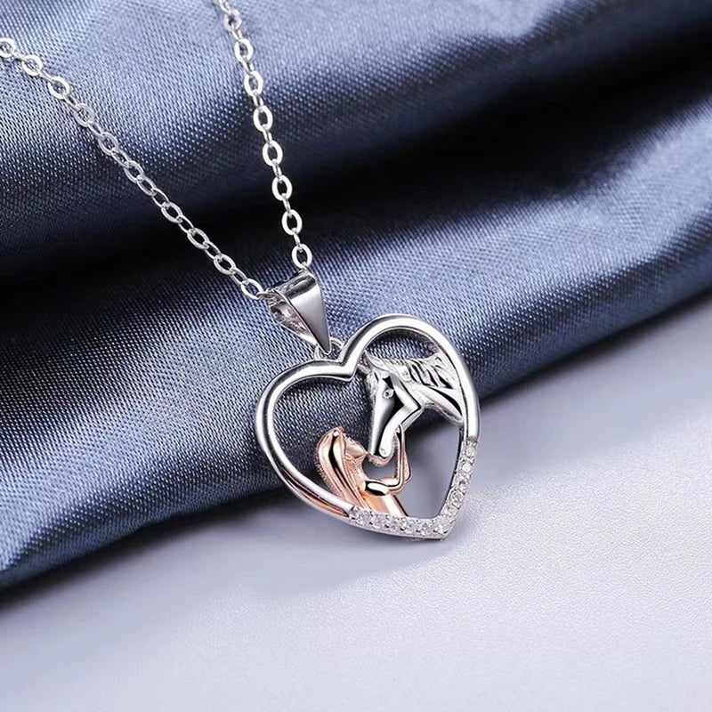 Collier Belle Cœur Zircon Fille et Cheval