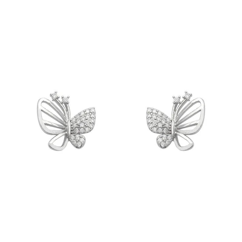 Boucles d'oreilles puces en zircon élégant en forme de papillon