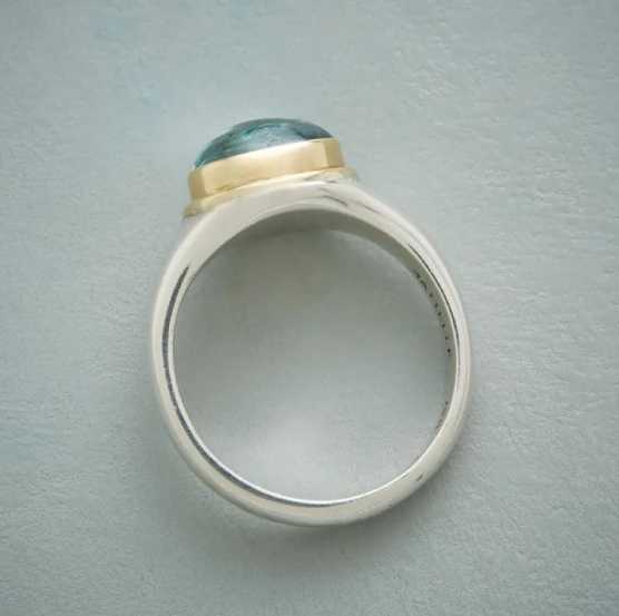 Bague en diamant vert argenté