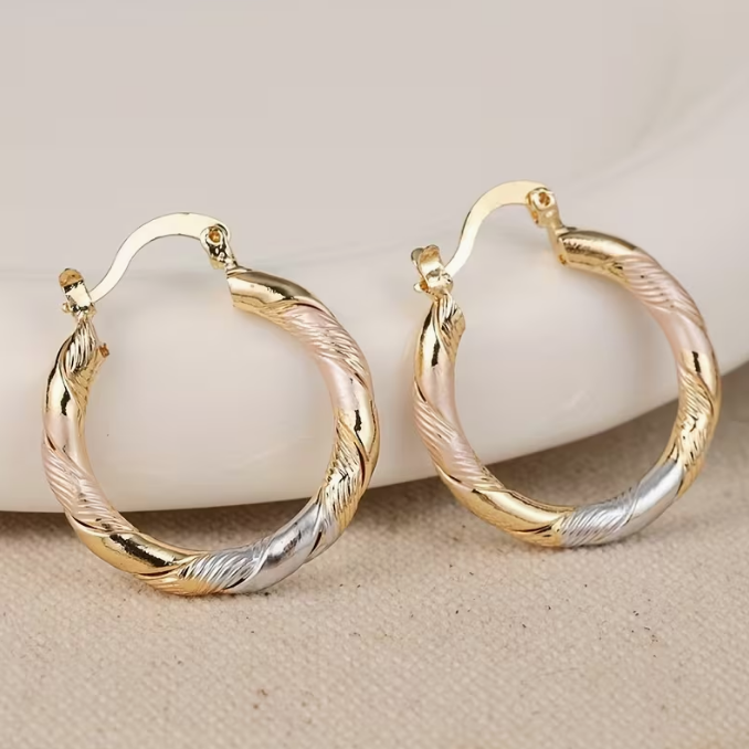 Boucles d'oreilles torsadées Twilight Harmony