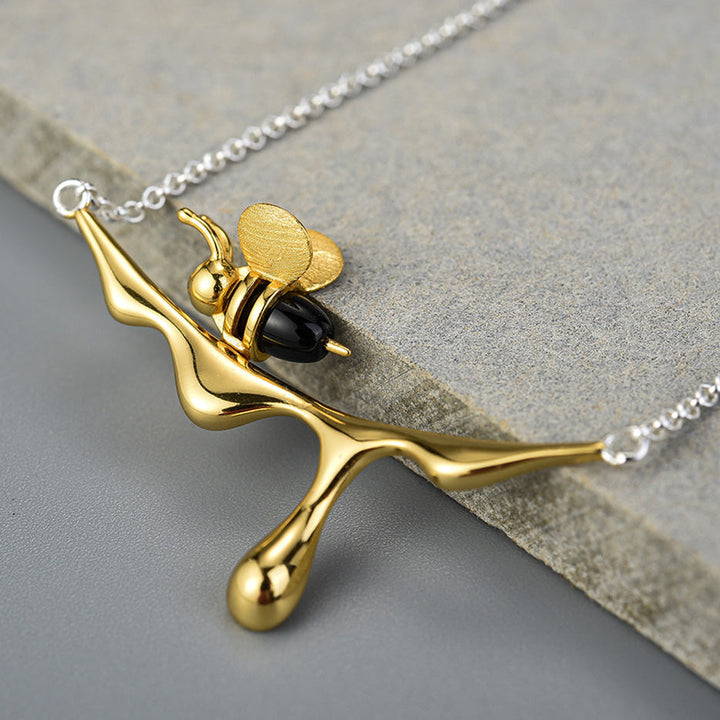 Collier en Miel Coulant et Abeille
