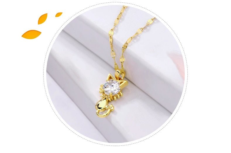 Collier de chat plaqué or avec zircon