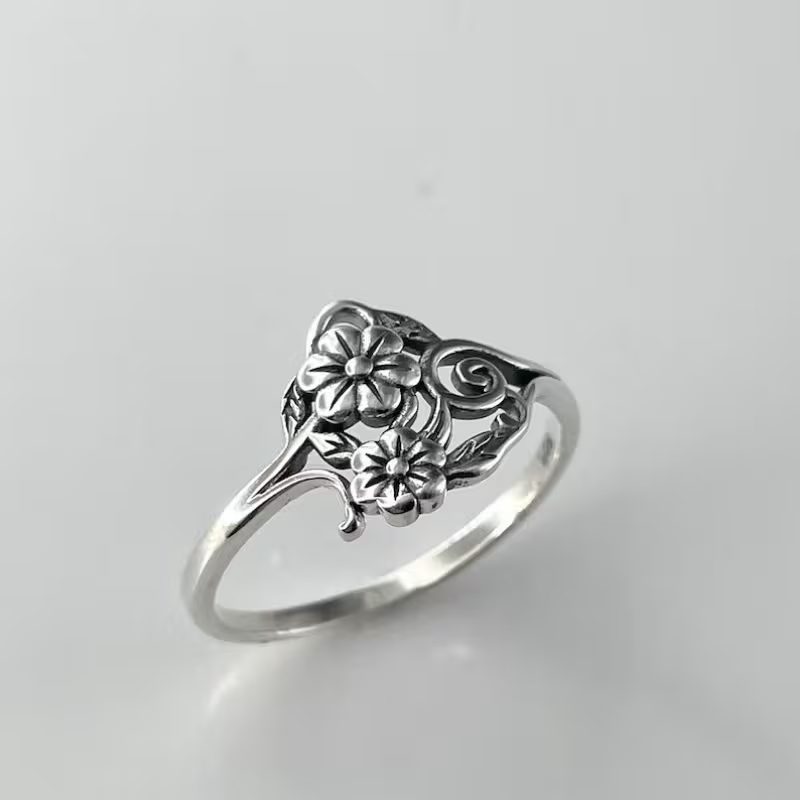 Bague Fleur Argent Minimaliste