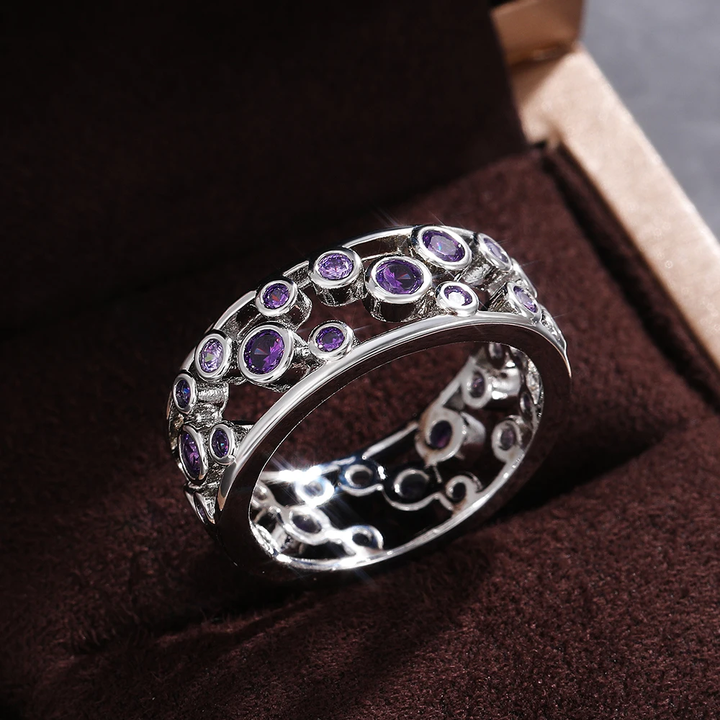 Bague en Argent Incrustée de Zirconia Vintage
