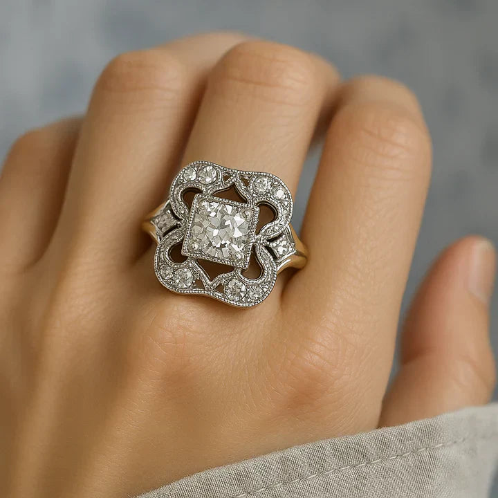 Bague en Zirconia Vintage