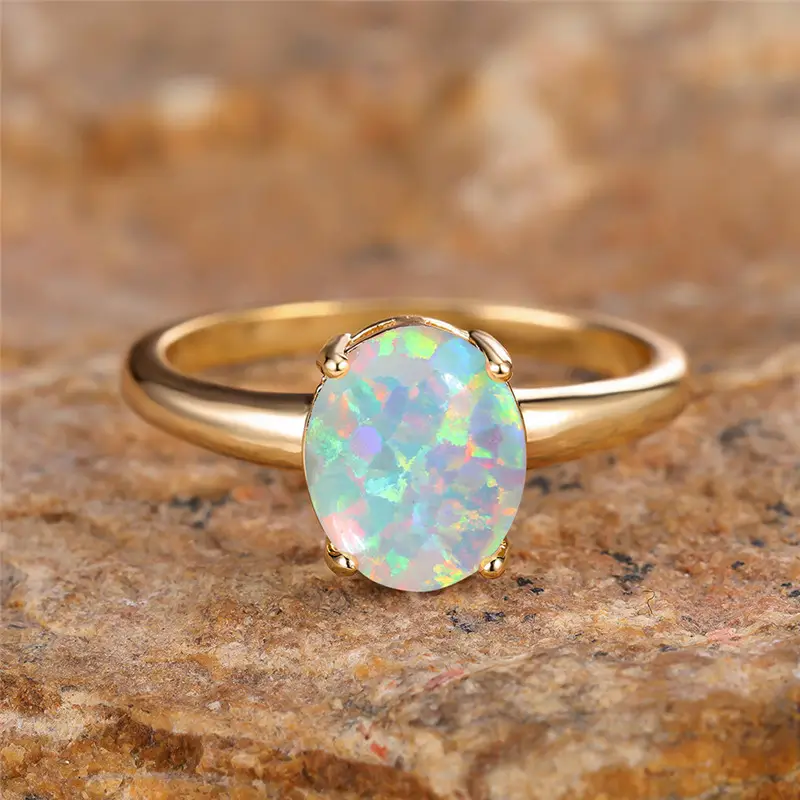 Bague Vintage en Opale Dorée