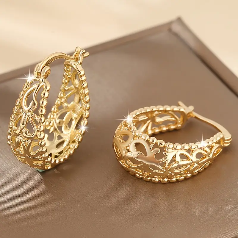 Boucles d'oreilles en panier creux doré