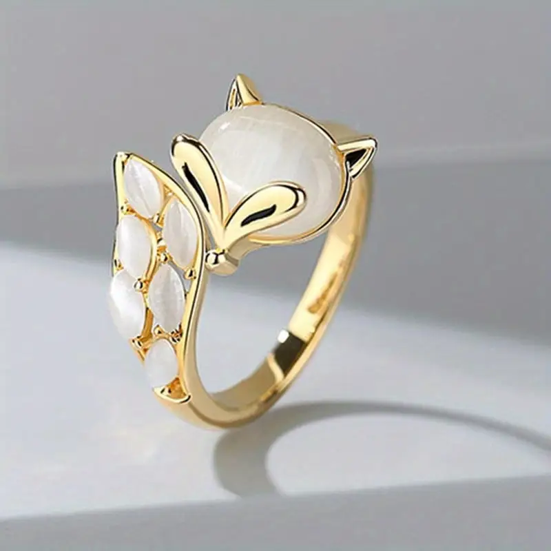 Bague en or avec perle pour chat