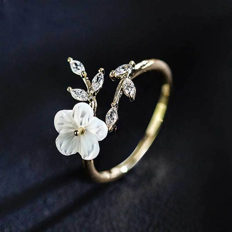 Bague en Zirconia Fleur Blanche