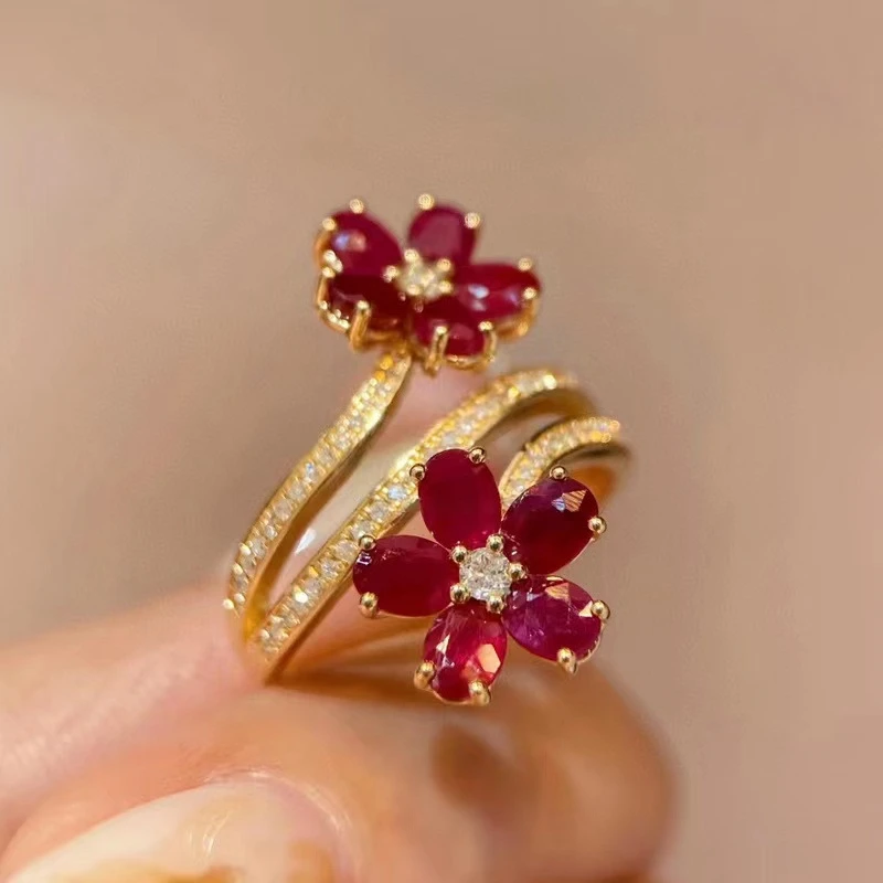 Bague en Or avec Marguerite Rouge en Spirale