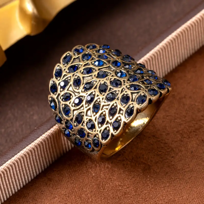 Bague en Or avec Cristaux Incrustés Bleus