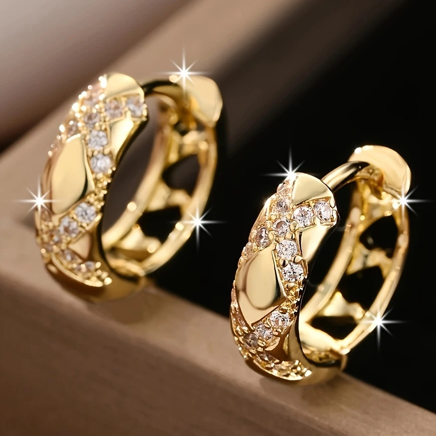 Boucles d'oreilles créoles dorées vides et scintillantes