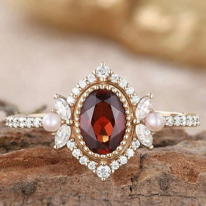 Bague en Verre Rouge avec Perle Dorée