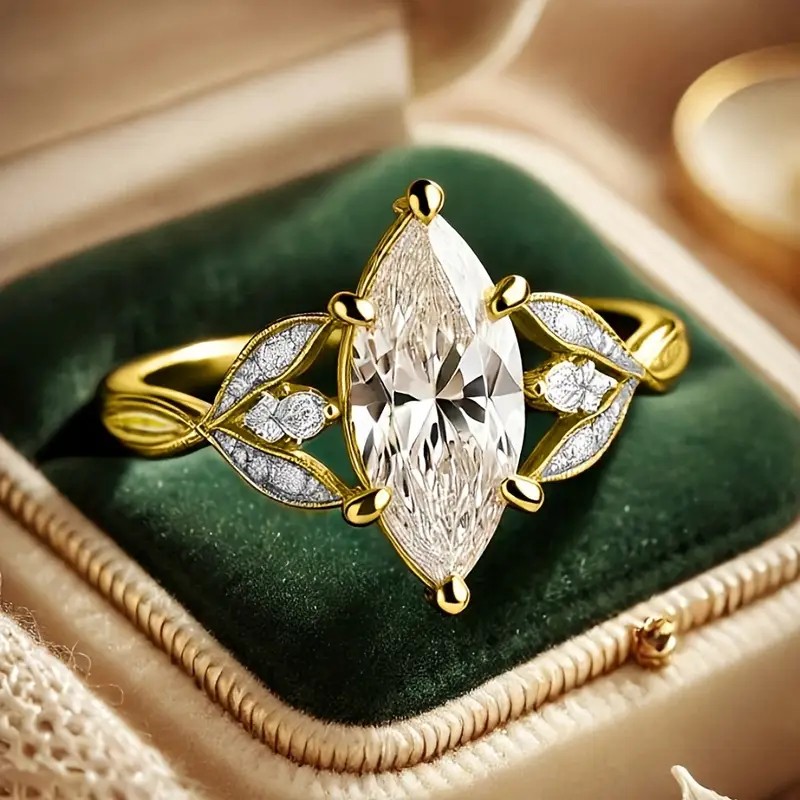 Bague en Cristal Doré Ovale Blanche