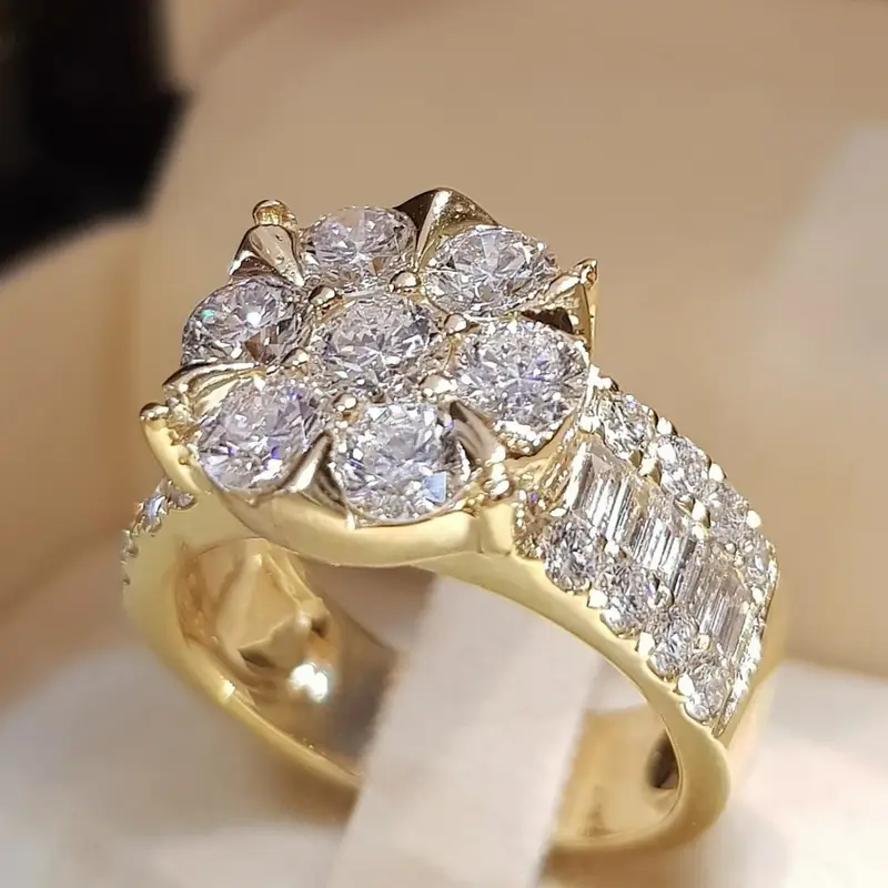 Bague en Or Fleur Éclatante
