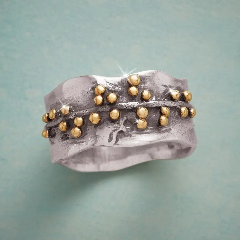 Bague Argentée avec Perles en Or
