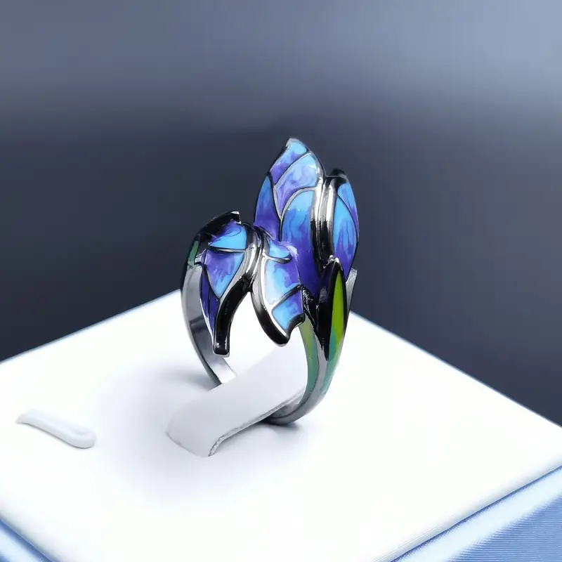 Bague en Émail Bleu en Forme de Feuille