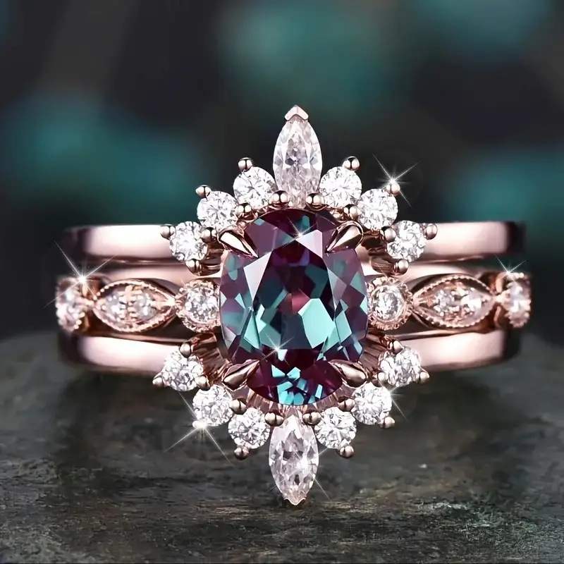 Bague en Rose Superposée en Cristal Coloré Élégant