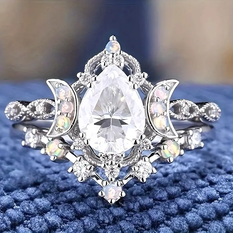 Bague en verre blanc et argent