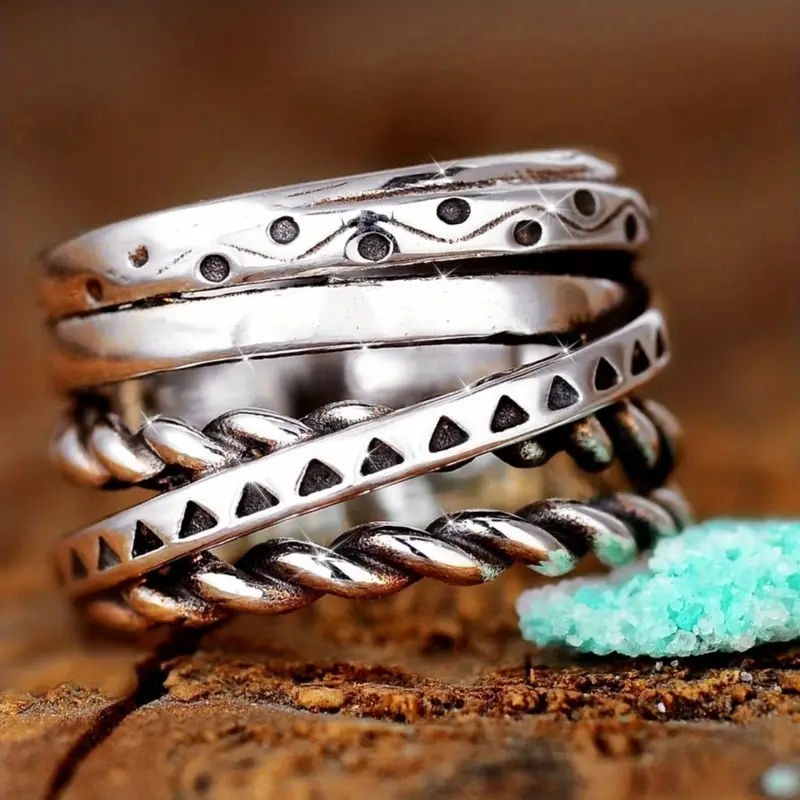Bague Argentée Tressée à Couches