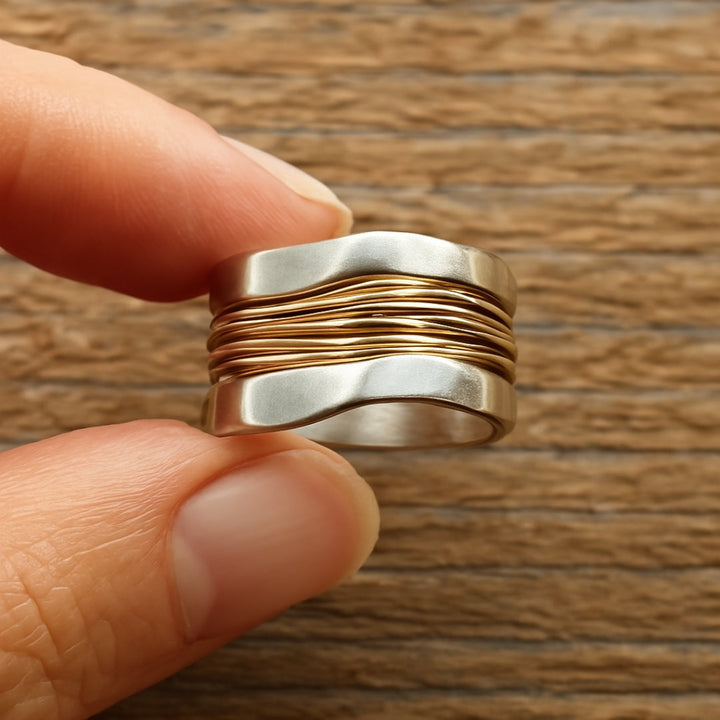 Bague en fils d'argent et d'or