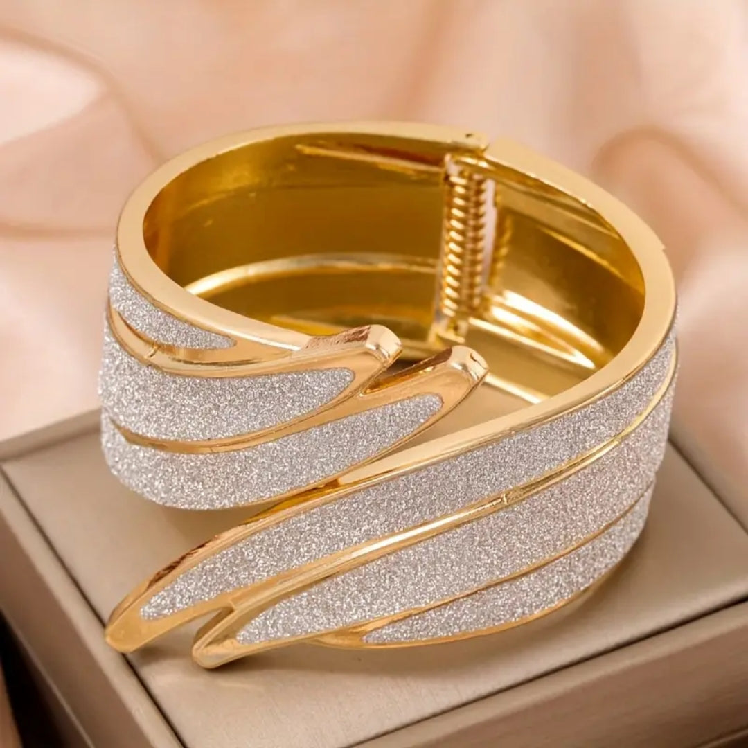 Bague en Or aux Ailes Ouvertes Brillantes